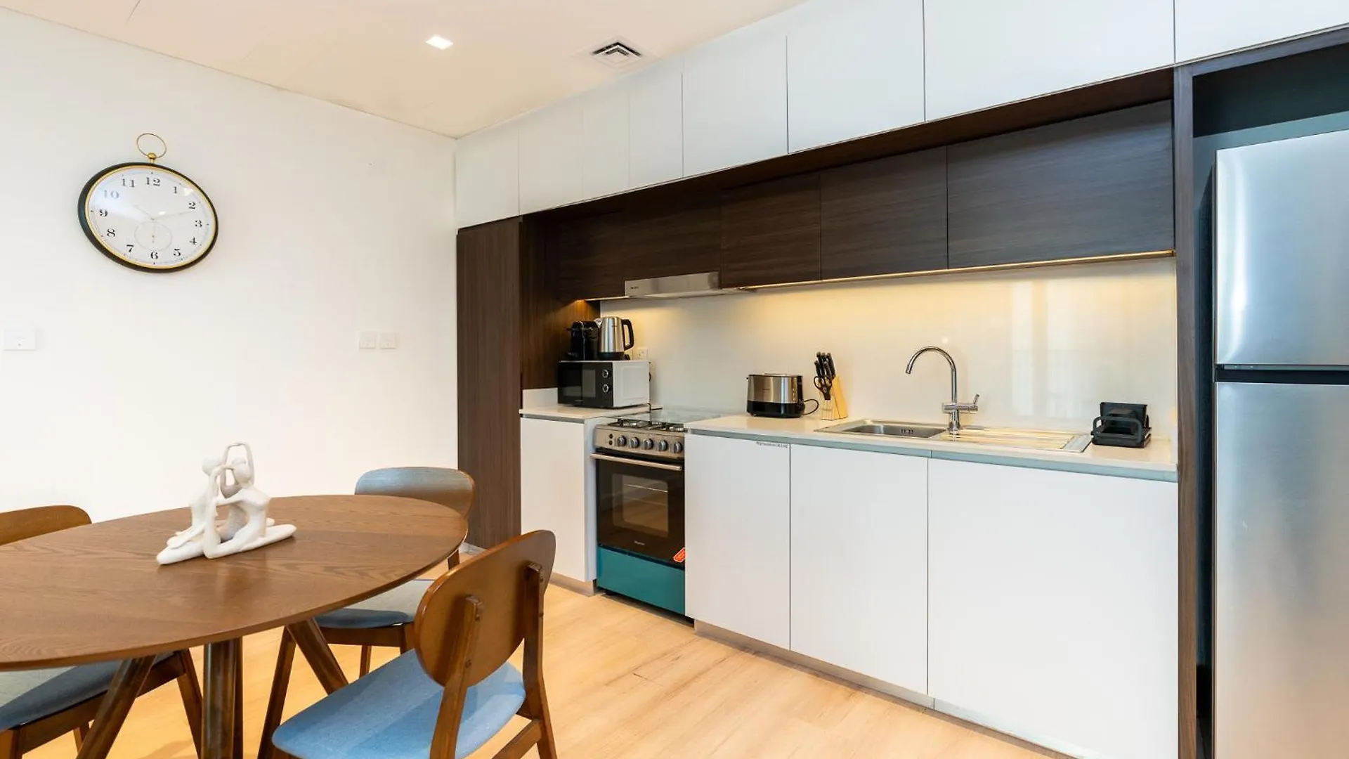 Citihome - 1Br Brand New Apartment At Creek Edge Dubai