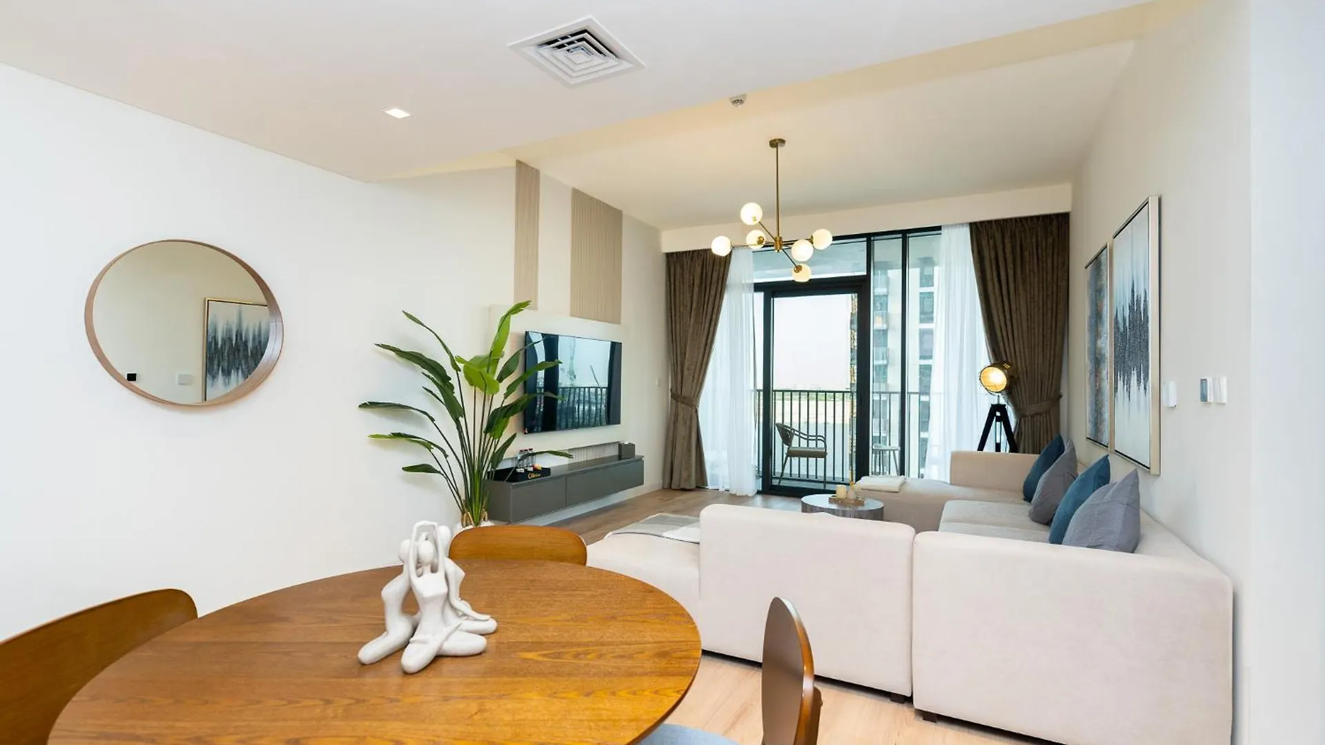 Citihome - 1Br Brand New Apartment At Creek Edge Dubai