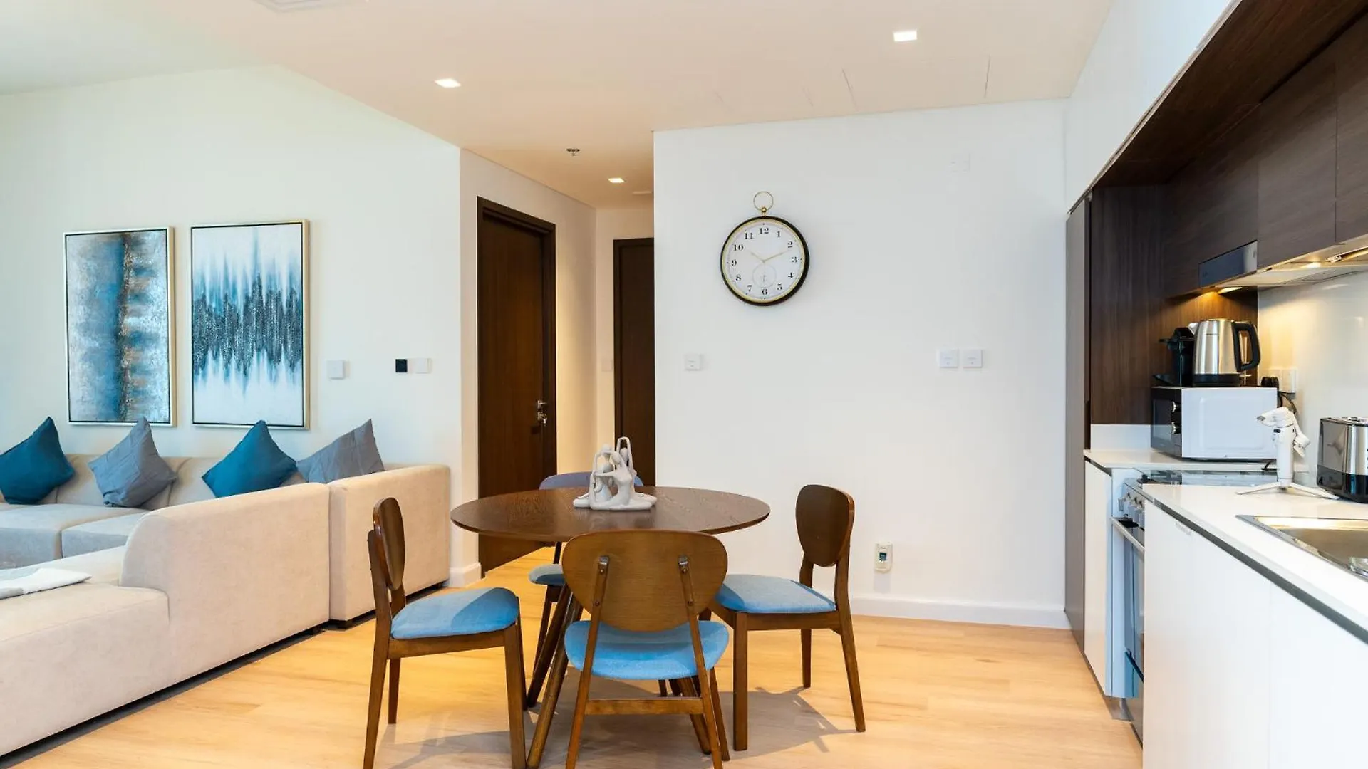 Citihome - 1Br Brand New Apartment At Creek Edge Dubai