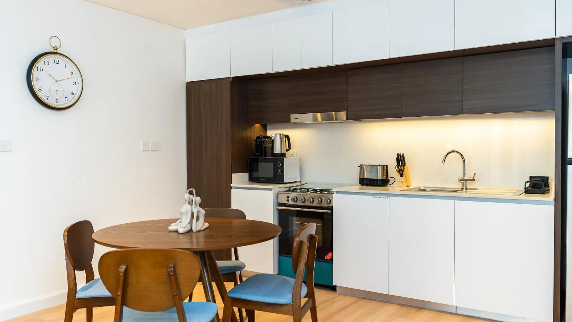 Citihome - 1Br Brand New Apartment At Creek Edge Dubai
