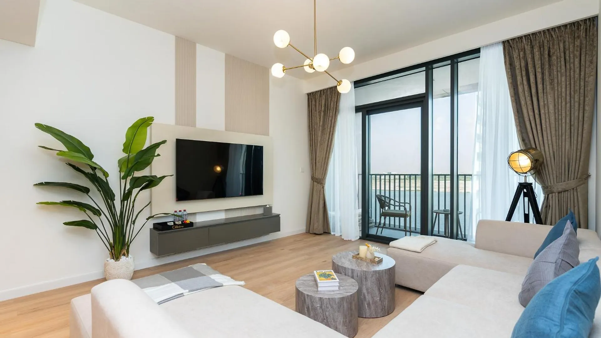 Citihome - 1Br Brand New Apartment At Creek Edge Dubai