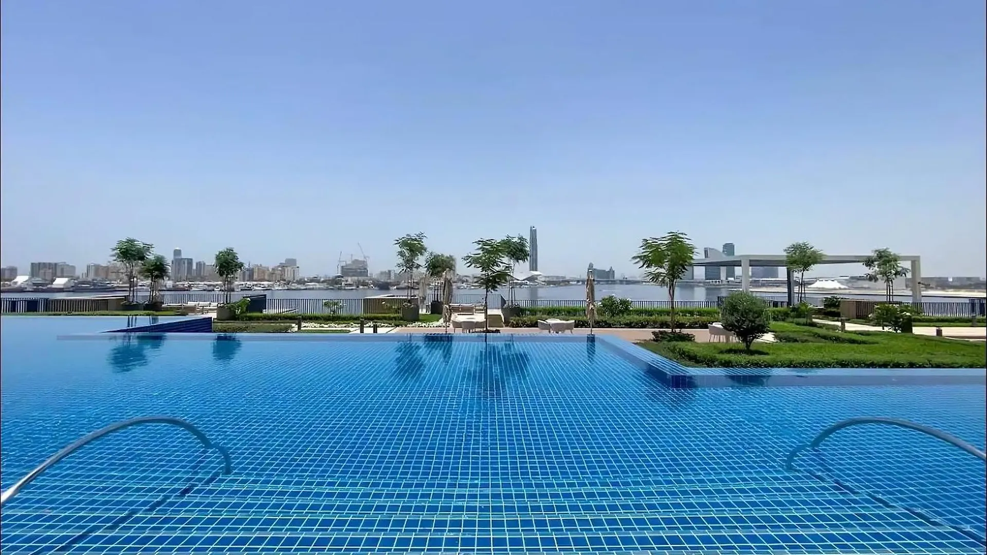 Citihome - 1Br Brand New Apartment At Creek Edge Dubai